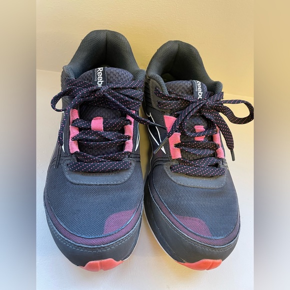 Reebok Runners - Picture 5 of 12